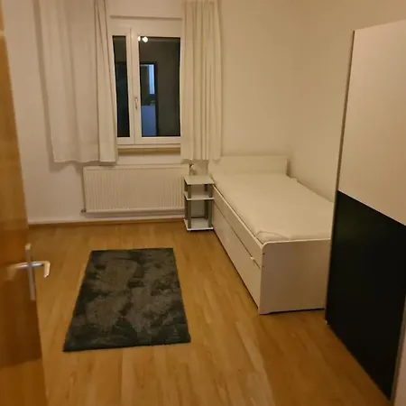 Your Quiet Apartman